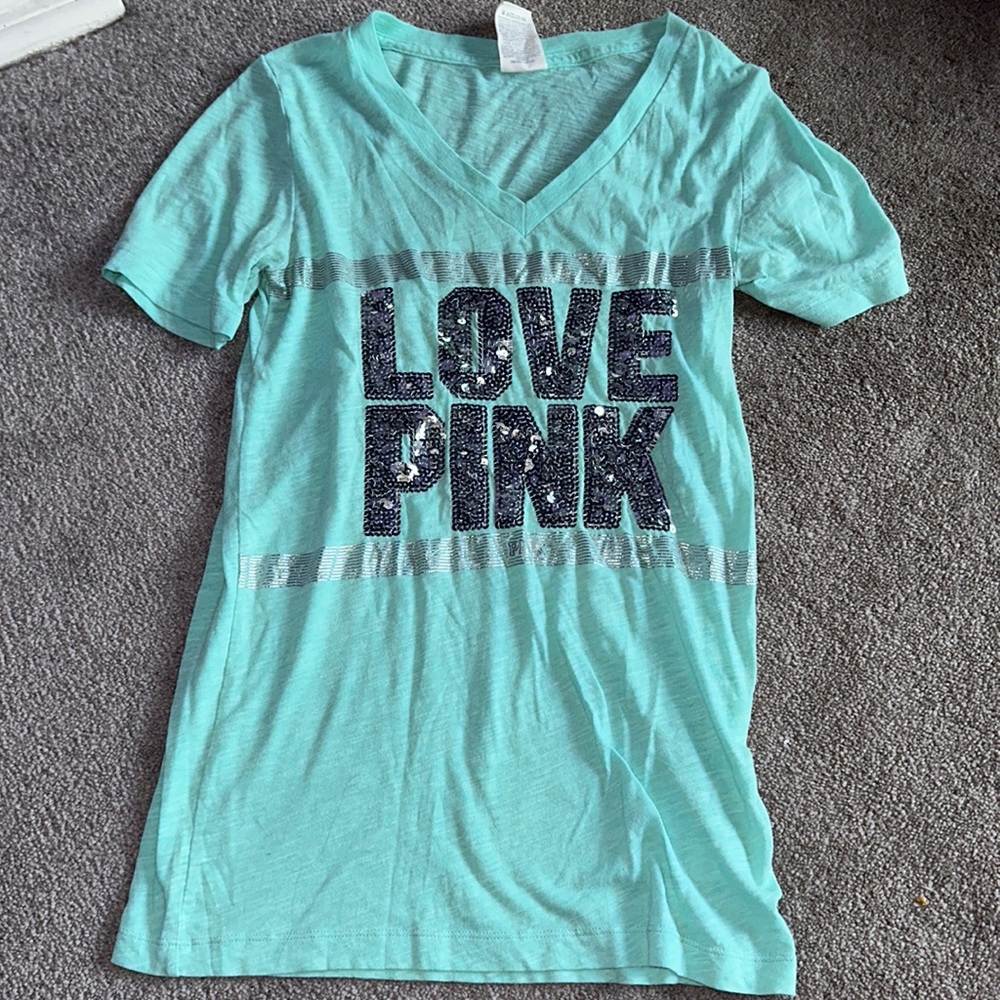 Love pink shirt